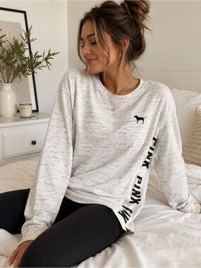 Victoria’s Secret PINK Long Sleeve Tee Small White Space Dye Side Logo Graphic